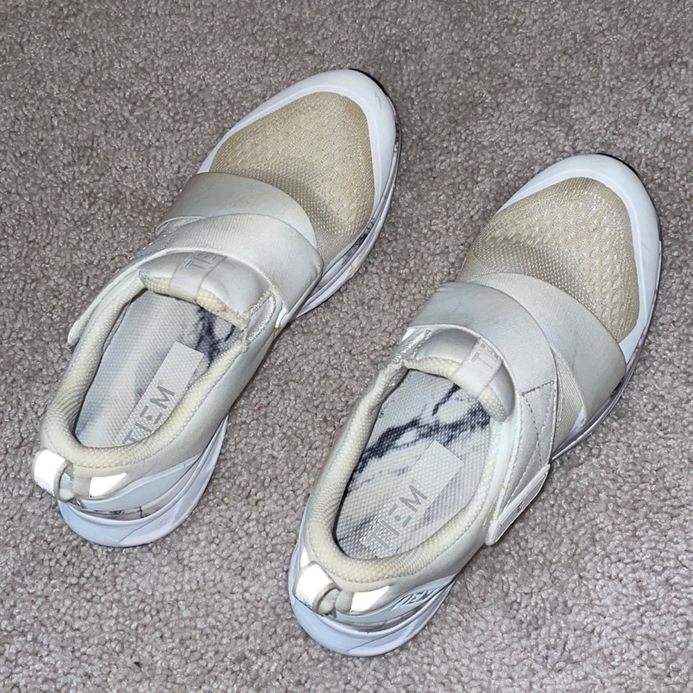 Spin shoes